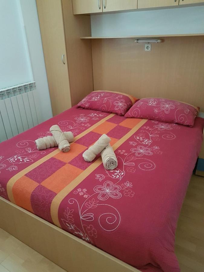 Apartments & Rooms Villa Adamovic Umag Exterior foto